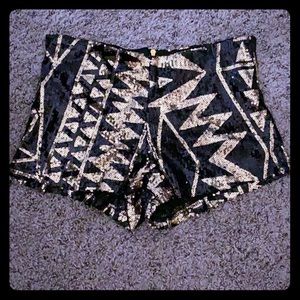 Sequin  black/gold shorts